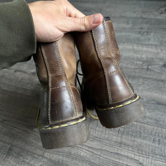 Vintage Dr Doc Martens Made In England Brown Leather Boots - Picture 3 of 8